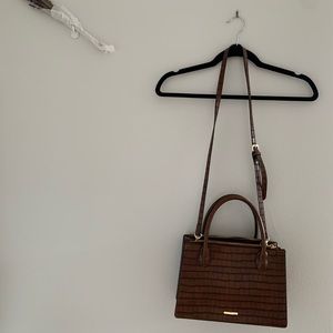 Moussy Woman Handbag/crossbody Bag